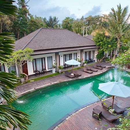 Ubud Raya Boutique Hotel Esterno foto